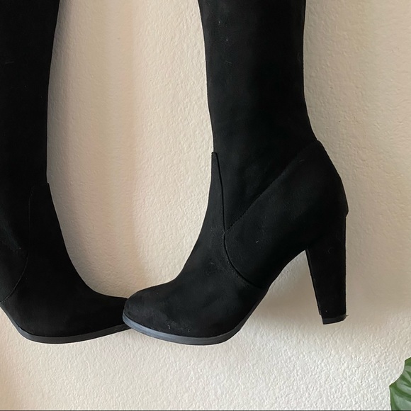 Catherine Malandrino over the Knee suede boots - Picture 3 of 5